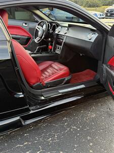 2005 Ford Mustang GT Deluxe - Photo 9 - Topeka, KS 66608