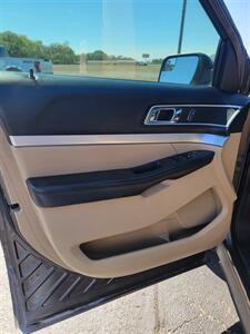 2016 Ford Explorer XLT   - Photo 9 - Topeka, KS 66608