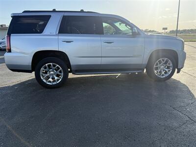 2017 GMC Yukon SLT   - Photo 6 - Topeka, KS 66608