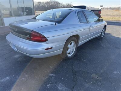 1995 Chevrolet Monte Carlo LS - Photo 2 - Topeka, KS 66608