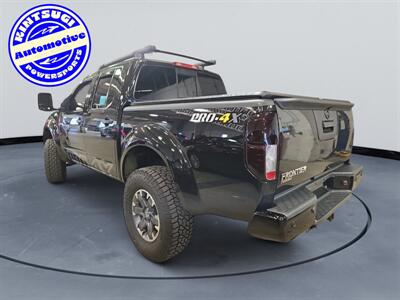 2021 Nissan Frontier PRO-4X   - Photo 2 - Topeka, KS 66608