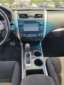 2013 Nissan Altima 2.5 SV   - Photo 17 - Topeka, KS 66608