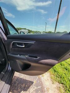 2013 Nissan Altima 2.5 SV   - Photo 13 - Topeka, KS 66608