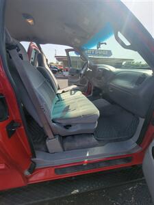 2000 Ford F-150 Lariat   - Photo 10 - Topeka, KS 66608