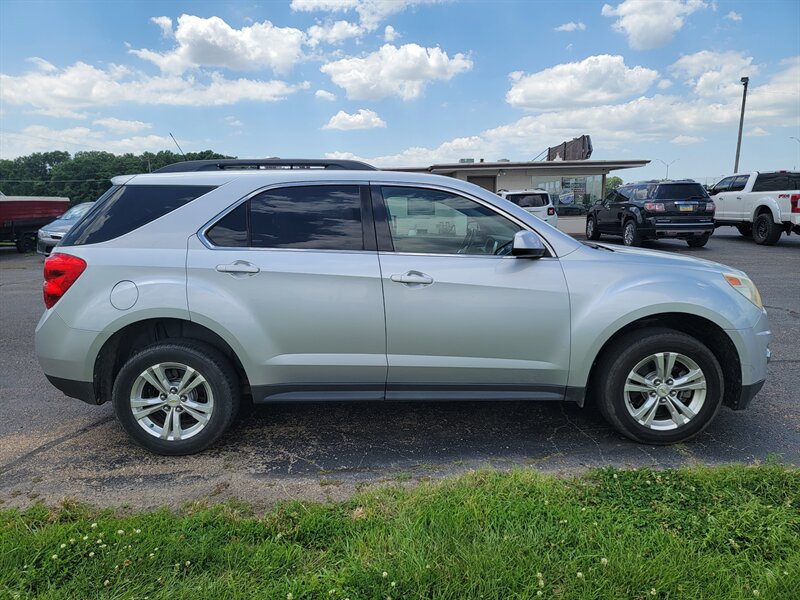 2010 Chevrolet Equinox LT - Photo 4 - Topeka, KS 66608