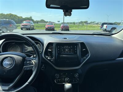 2015 Jeep Cherokee Latitude   - Photo 15 - Topeka, KS 66608