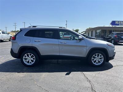 2015 Jeep Cherokee Latitude   - Photo 4 - Topeka, KS 66608