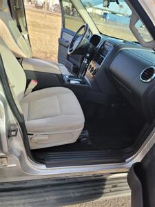 2008 Ford Explorer XLT   - Photo 9 - Topeka, KS 66608