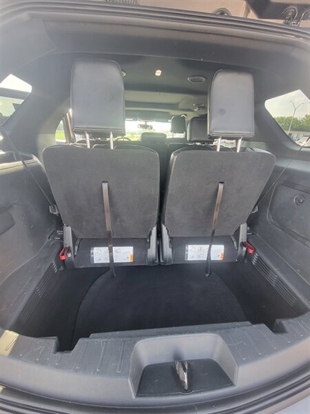 2018 Ford Explorer XLT - Photo 13 - Topeka, KS 66608