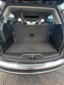 2017 GMC Acadia  Limited - Photo 12 - Topeka, KS 66608