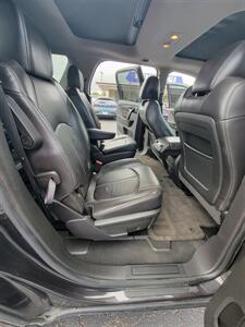 2017 GMC Acadia  Limited - Photo 8 - Topeka, KS 66608