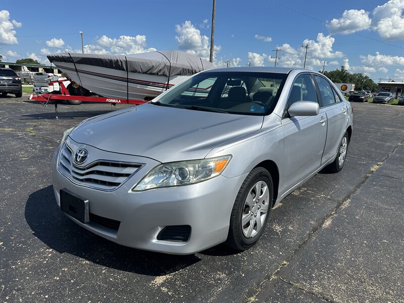 2011 Toyota Camry   - Photo 1 - Topeka, KS 66608