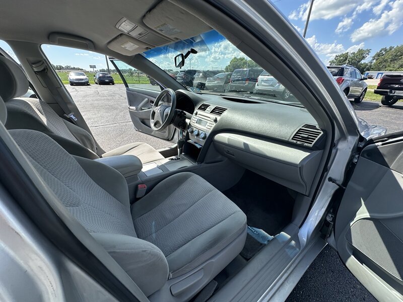 2011 Toyota Camry - Photo 12 - Topeka, KS 66608
