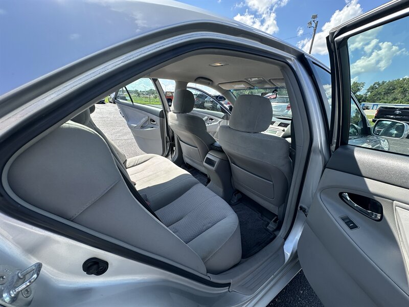 2011 Toyota Camry - Photo 11 - Topeka, KS 66608