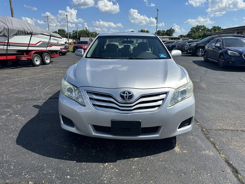 2011 Toyota Camry - Photo 2 - Topeka, KS 66608