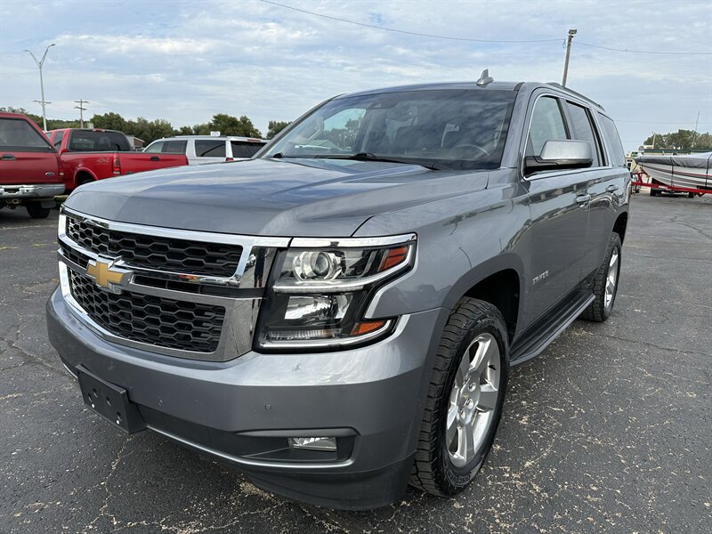 2020 Chevrolet Tahoe LT   - Photo 1 - Topeka, KS 66608