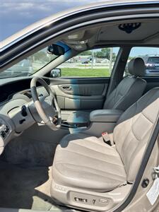 2000 Toyota Avalon XLS   - Photo 13 - Topeka, KS 66608
