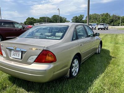 2000 Toyota Avalon XLS   - Photo 4 - Topeka, KS 66608