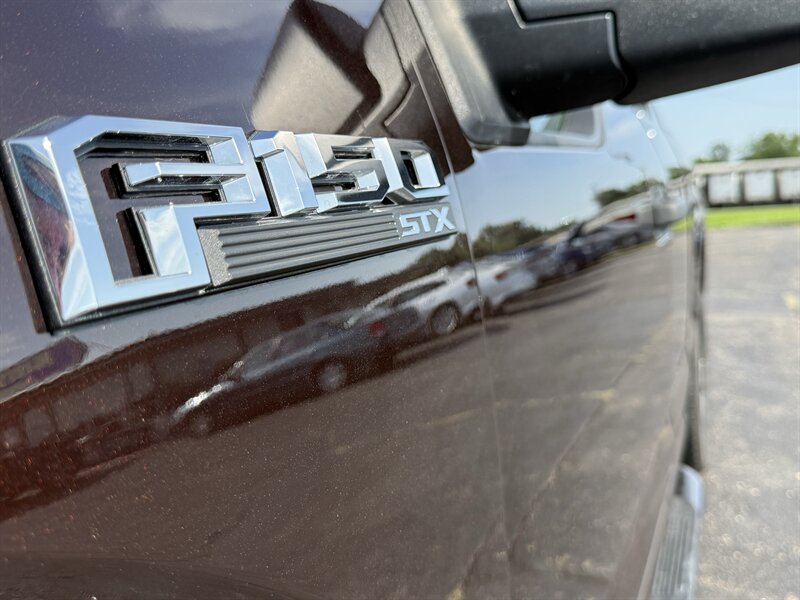 2019 Ford F-150 STX - Photo 8 - Topeka, KS 66608
