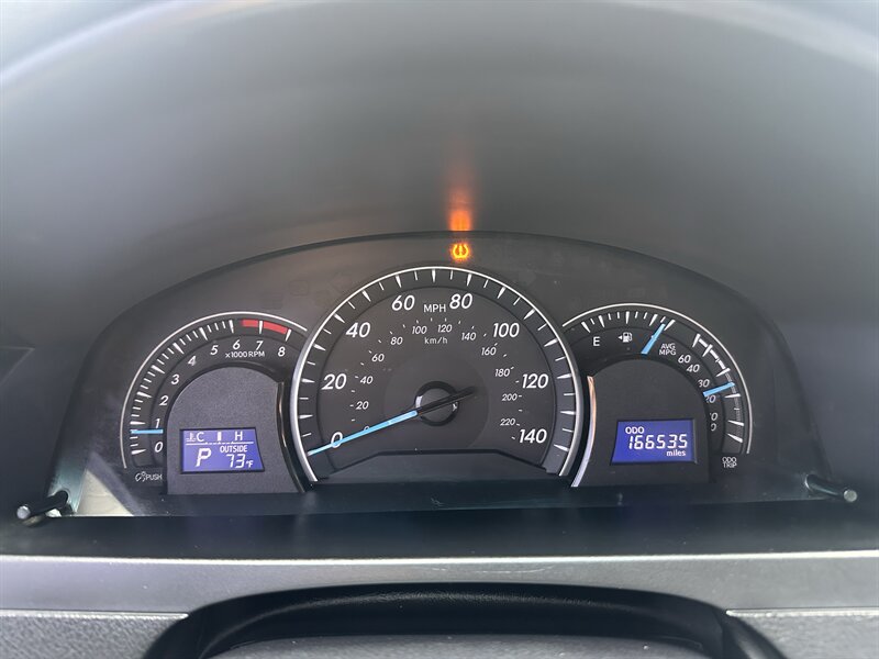 2014 Toyota Camry LE - Photo 15 - Topeka, KS 66608