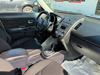2013 Kia Soul +   - Photo 6 - Longview, TX 75605