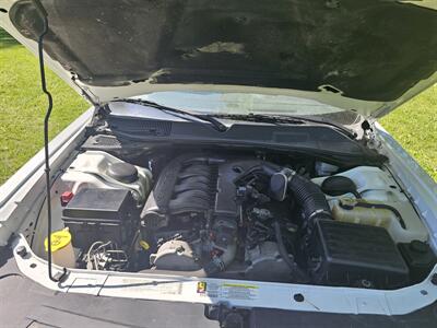 2010 Dodge Challenger SE   - Photo 11 - Terre Haute, IN 47807
