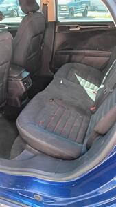 2016 Ford Fusion SE - Photo 6 - Terre Haute, IN 47807