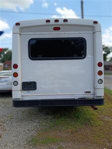 2007 Ford E-450 SD - Photo 4 - Terre Haute, IN 47807