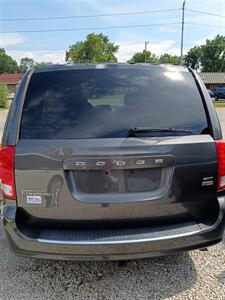 2018 Dodge Grand Caravan SXT - Photo 4 - Terre Haute, IN 47807