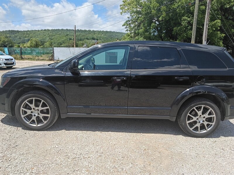 2016 Dodge Journey R/T   - Photo 1 - Terre Haute, IN 47807