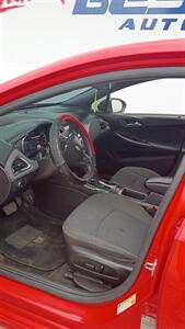 2017 Chevrolet Cruze LT Auto - Photo 5 - Terre Haute, IN 47807