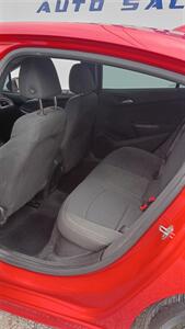 2017 Chevrolet Cruze LT Auto - Photo 6 - Terre Haute, IN 47807