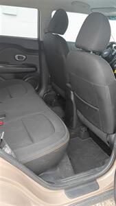 2015 Kia Soul + - Photo 4 - Terre Haute, IN 47807