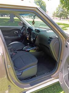 2015 Kia Soul + - Photo 8 - Terre Haute, IN 47807