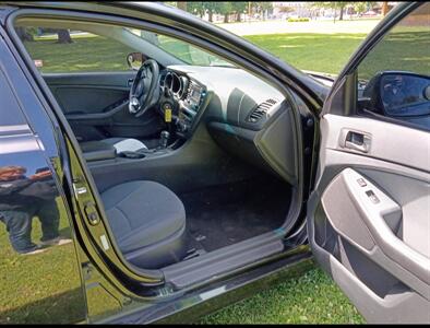 2015 Kia Optima LX   - Photo 6 - Terre Haute, IN 47807