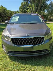 2016 Kia Sedona LX - Photo 3 - Terre Haute, IN 47807