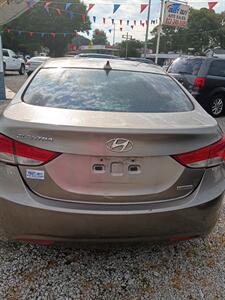 2013 Hyundai ELANTRA Limited - Photo 3 - Terre Haute, IN 47807