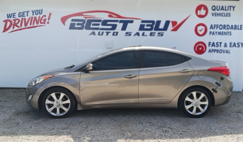 2013 Hyundai ELANTRA Limited  