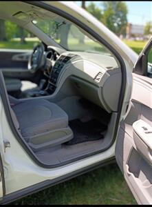 2012 Chevrolet Traverse LS   - Photo 8 - Terre Haute, IN 47807