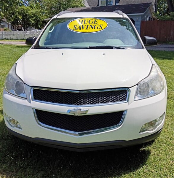 2012 Chevrolet Traverse LS  