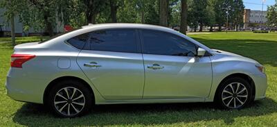 2019 Nissan Sentra S   - Photo 3 - Terre Haute, IN 47807