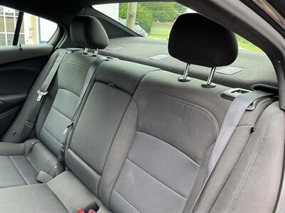 2018 Chevrolet Cruze LT Auto - Photo 13 - Terre Haute, IN 47804
