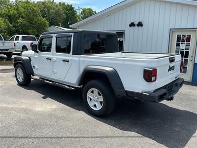 2020 Jeep Gladiator Sport S - Photo 3 - Terre Haute, IN 47804