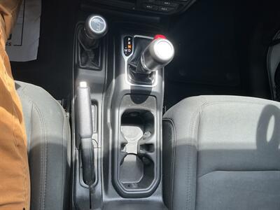 2020 Jeep Gladiator Sport S - Photo 27 - Terre Haute, IN 47804