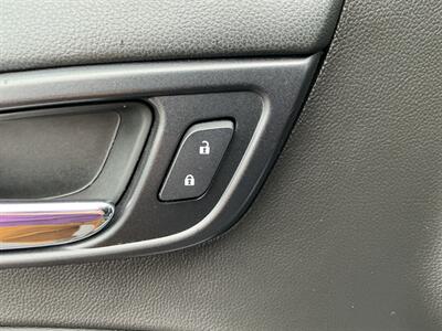 2018 Chevrolet Tahoe LT - Photo 16 - Terre Haute, IN 47804