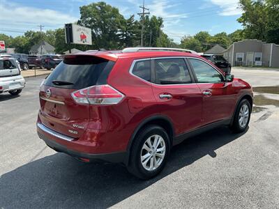 2016 Nissan Rogue S - Photo 4 - Terre Haute, IN 47804
