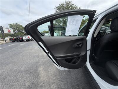 2015 Chevrolet Volt Premium   - Photo 13 - Terre Haute, IN 47804