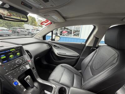 2015 Chevrolet Volt Premium   - Photo 32 - Terre Haute, IN 47804