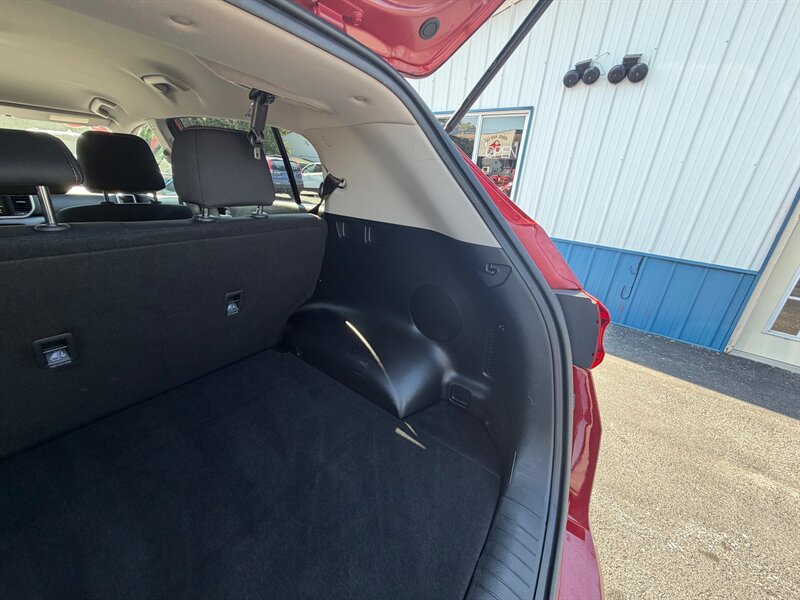 2020 Kia Sportage LX - Photo 13 - Terre Haute, IN 47804