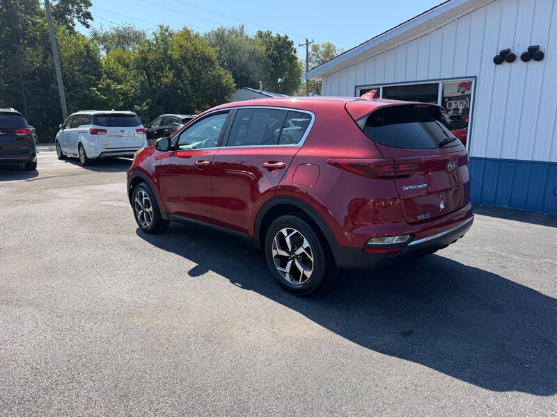 2020 Kia Sportage LX - Photo 3 - Terre Haute, IN 47804